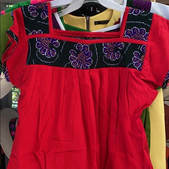 Blouses - Picture 10 of 12